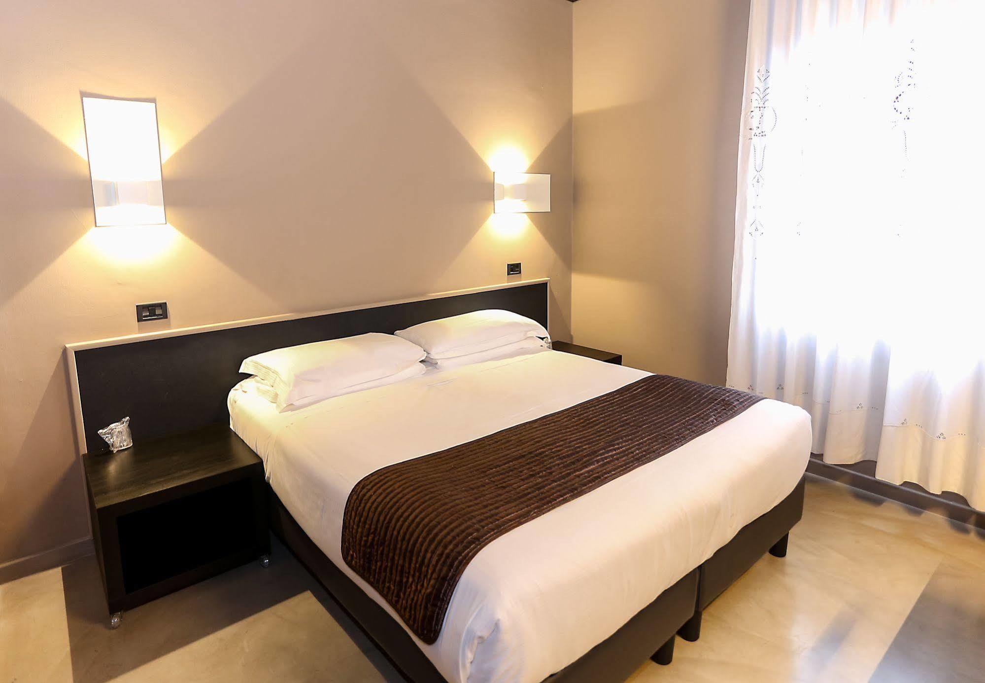 Hotel Mignon Падуя Экстерьер фото