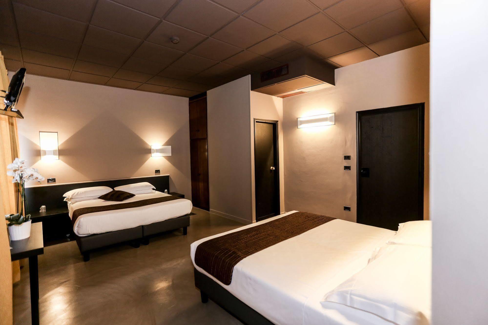 Hotel Mignon Падуя Экстерьер фото